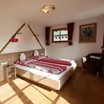 Bruggerhof 3*