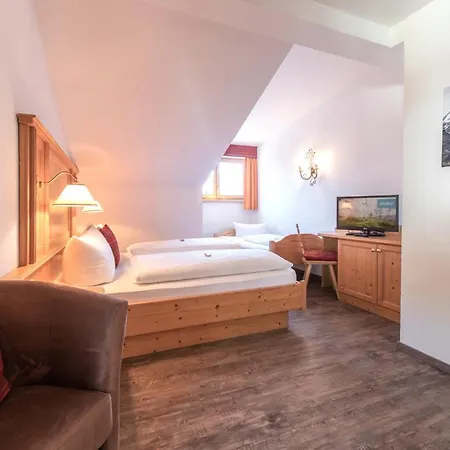 Bruggerhof 3*